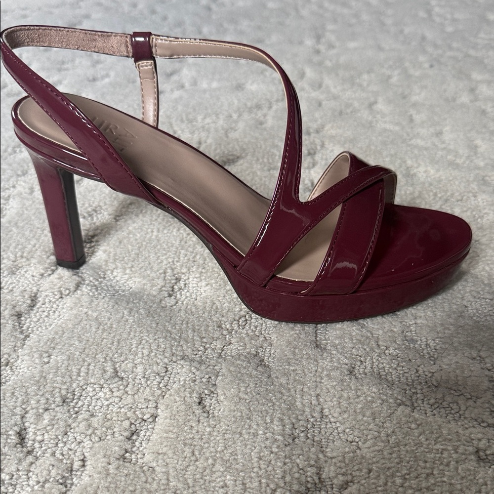 Naturalizer Abby Cranberry Patent Leather Strappy Platform Heels